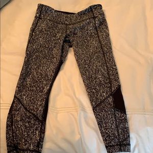 Lululemon cropped leggings